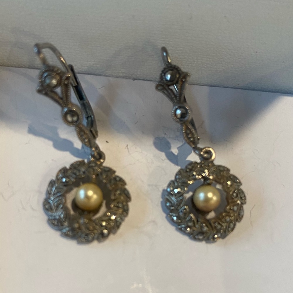 🎈DANGLE SILVER PLATED EARINGS🎈
